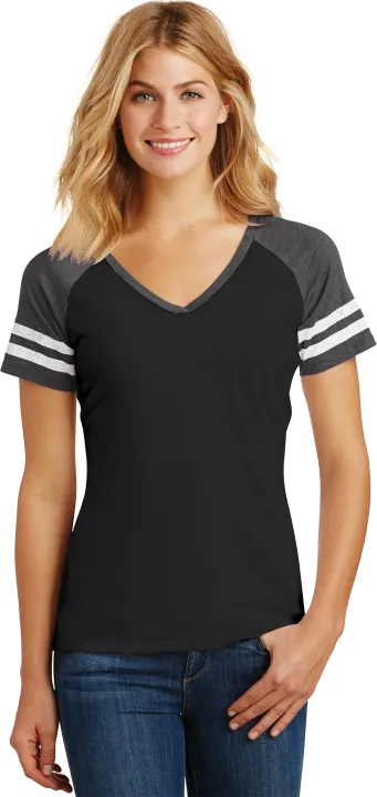 Ladies Game V-Neck
